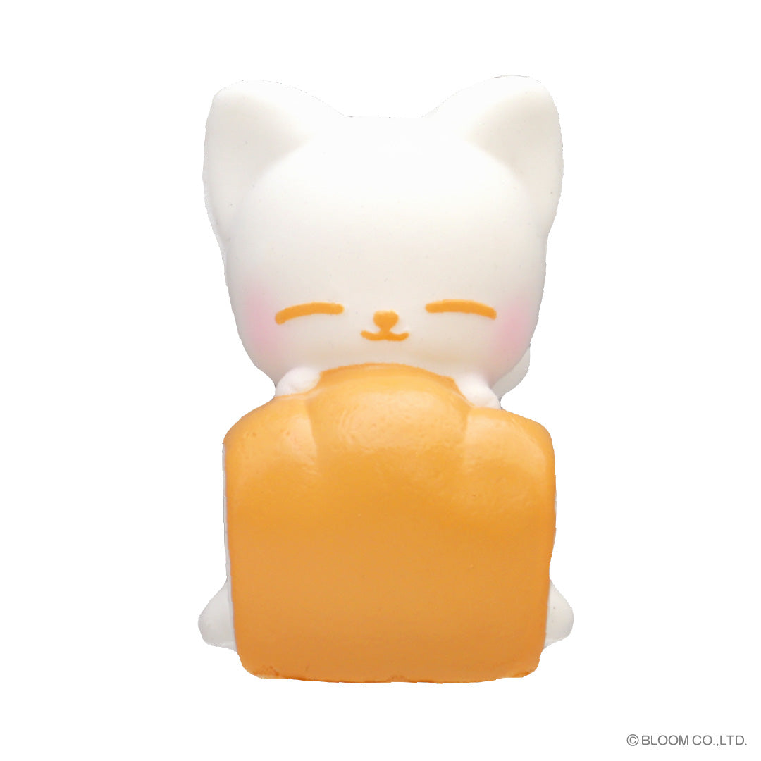 ★Capsule Toys★ KONE KONEKO  Loaf of bread