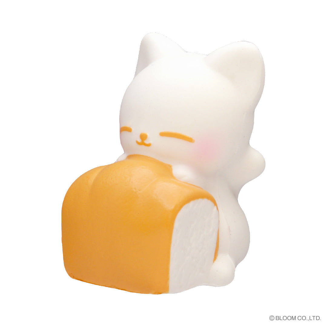 ★Capsule Toys★ KONE KONEKO  Loaf of bread