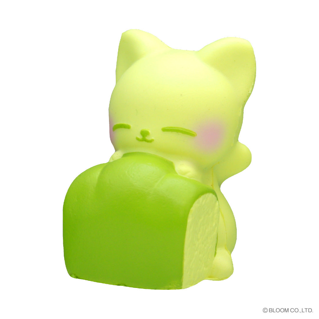 ★Capsule Toys★ KONE KONEKO  Loaf of bread