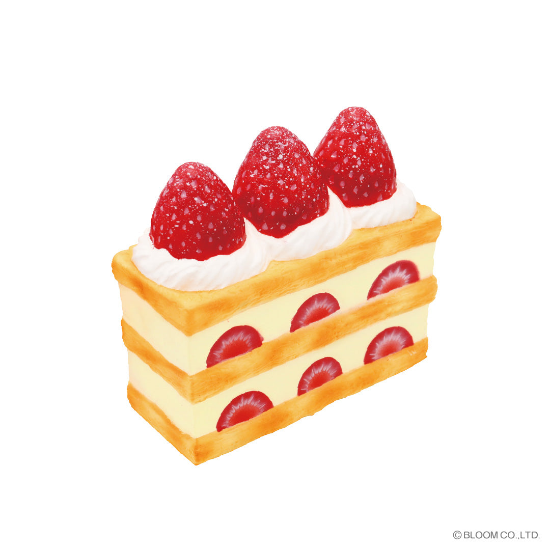 [Pre-order]Mille-feuille aux fraises[Scheduled to be shipped sequentially from  12/10 2024] ※If purchased together with regular products, those will also be shipped from12/10 2024 onwards※