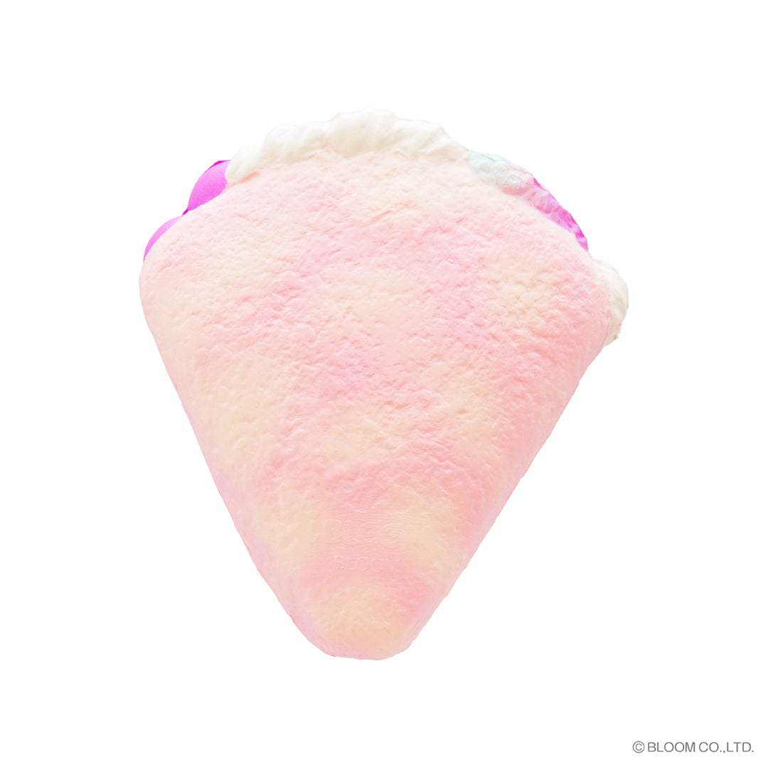 Marshmallow bear's Strawberry Crepe